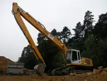 Liebherr R 924B HDSL Litronic am 07.06.2009 in der Nähe von Findel (Lux.)