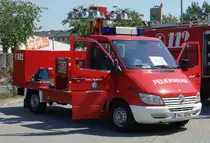 MB Sprinter als Lichtmastfahrzeug ausgestellt am  Tag der offenen Tür  der Feuerwehr Langenselbold im August 2015