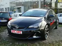 Opel Astra GTC OPC am 12.11.15 in Heidelberg
