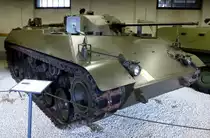 Mowag 3M1, Schweizer Sch�tzenpanzer, Prototyp von 1966, 430PS, Vmax.70Km/h, neben drei Besatzungsmitgliedern konnten acht Panzergrenadiere bef�rdert werden, Schweizerisches Milit�rmuseum Full, Juli 2015
