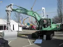 Komatsu PC 210 NLC-8 auf einer Baumaschinenmesse in Bern am 18.03.2009