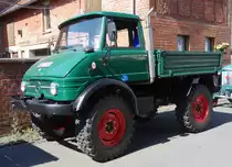 Unimog, gesehen bei der 2015er Oldtimerausstellung in Pferdsdorf/Thüringen, 08/2015