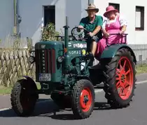 Hanomag R 16, als Teilnehmer des Festzuges anl. der 2015er Oldtimerausstellung in Pferdsdorf/Thüringen, 08/2015