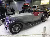 Alvis 4,2 Liter im Technikmuseum Speyer am 02.11.2015 (Baujahr 1938, 125 PS, 4387 cm³ Hubraum, 6 Zylinder)