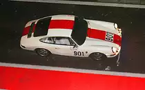 Nr.901 Porsche 911, wärend der Safety Car Pharse im strömenden Regenbeim  6h Classic Rennen in Spa Francorchamps, am 19.9.2015 vom Boxendach mit Blitzlicht festgehalten. (Blitzlicht ist erlaubt)