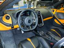 McLaren 570S interieur.. Foto: Auto Zürich, November 2015.