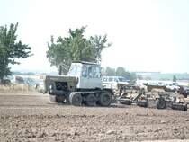 ZT300 Gleisband mit Kopplngswagen und Kr�melwaltzen im Einsatz beim Rottelsdorfer Schleppertreffen 2003