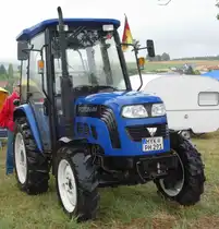 Foton 404, ein chinesisches Erzeugnis, steht bei der Oldtimerausstellung in Seitzenhahn im August 2015