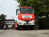 BF Wiesbaden MAN TGA WLF (Florian Wiesbaden 2/66-1) am 12.09.15 beim Tag der Offenen Tür in Wiesbaden