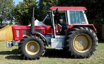 Schlüter 2000 TLV, rollt zu seinem Standplatz beim Deutz-Club Allmus im August 2015