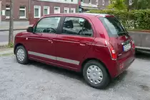 Ein Daihatsu Trevis in Vorst, 17.9.2015