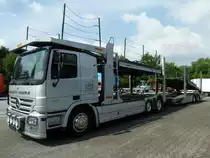 MB Actros 1841 MP II mit Aufbau zum Autotransport von Rolfo
Aufgenommen am 12.10.2015 in Halver