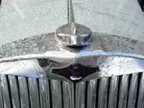 Beschriftung an mir unbekanntem Oldtimer am 14.5.2012 / Oldtimer Club „Sunbeam – Talbot – Darracq“ Rallye England-Irland bei einem Zwischenstopp im Schlosshotel Lough Rynn in der Republik Irland / 