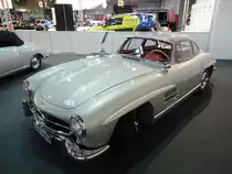 Mercedes-Benz 300 SL auf der International Motor Show in Luxembourg, 20.11.2015