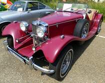 GM Chevett-Unikat, Baujahr 1971, 1780ccm und 75PS, Oldtimertreff Oberwinden, Juni 2015