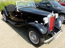 MG Roadster, Oldtimertreff Oberwinden, Juni 2015