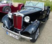 MG Roadster, Oldtimertreff Oberwinden, Juni 2015