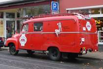 Ehemaliges OPEL Feuerwehrauto in Krefeld, 06.11.2015