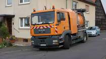 MAN TGA 18.360 als Spezialfahrzeug für Kanalreinigung, gesehen in 36100 Petersberg-Marbach im September 2015