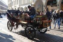 der Münsteraner PRINZIPAL-EXPRESS steht bereit zur nächsten Stadtrundfahrt, Oktober 2015