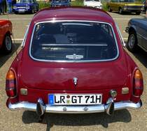 MGB GT, Heckansicht, Oldtimertreff Oberwinden, Juni 2015
