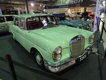 Mercedes-Benz 300 SE auf der International Motor Show in Luxembourg, 20.11.2015