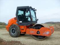 Hamm 3307 wurde eingesetzt bei der Erschließung eines Neubaugebietes in Tawern, 08.03.2008