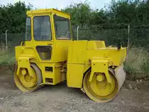 Bomag BW 154 AD bei Straßenbauarbeiten in einem Bitburger Gewerbegebiet, 03.08.2008