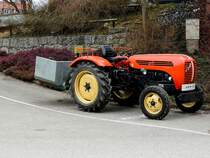 STEYR-188, Hubraum 1999cm³, Baujahr 1960; nutzt einen Privatparkplatz; 150305