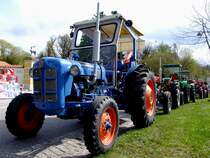 FORDSON-Dexta, 3Zylinder; 32PS, Bj.1963; bei einer Oldtimerausstellung; 150412