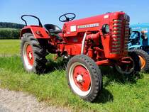 MC-CORMICK IHC D214; Leistung: 14PS; Baujahr 1960;150604