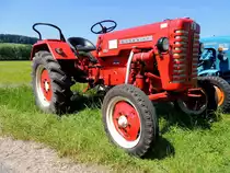 MC-CORMICK IHC D214; Leistung: 14PS; Baujahr 1960;150604