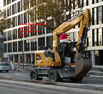 Mit diesem Foto eines Liebherr 918 Compact am 12.11.15 in Heidelberg wünsche ich euch allen Usern und Besuchern Frohe Weihnachten und besinnliche Feiertage