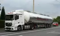 KLAESER Herten Tankzug Mercedes Actros Streamspace in Herten am 20,09,2015