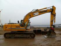 Liebherr R 926 LC Litronic am 18.11.2012 auf einer Baustelle in Trier
