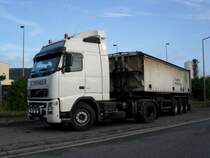 Volvo FH 12 420 am 11.07.2010 in der Nähe von Trier-Ehrang