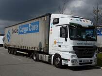 Mercedes Actros 1841 MP3 Spedition NABRUUS NL Gardinenplanen Auflieger  EWALS Cargo Care Lowliner in Herten am 22,04,2012