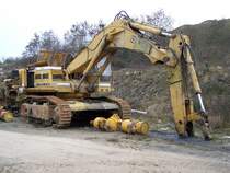 Liebherr R 982 aufgenommen am 25.12.2006 in der Nähe von Eisenach