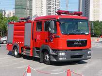 MAN Feuerwehrfahrzeug in Kunshan, Jiangsu, am 2.10.2015