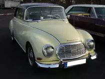 Auto Union 1000 S deLuxe Coupe. 1962 - 1963. Für einen solches Coupe mußte man DM 7125,00 auf die Theke des Händlers legen. Der 3-Zylinderreihenzweitaktmotor leistt 50 PS aus 980 cm³ Hubraum. Old- und Youngtimertreffen am 27.12.2015 in Krefeld. 
