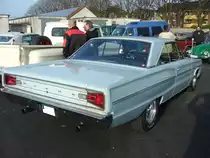 Heckansicht eines Dodge Coronet 440 Hardtop des Modelljahres 1966. Old- und Youngtimertreffen am 27.12.2015 in Krefeld.