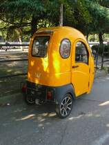  Pegasus , ein dreirädriges Elektro-Mobil mit Ei-förmiger Karosserie, in Kunshan, Jiangsu, am 11.10.2015