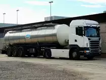 SCANIA R440, mit Auflieger für Milchtransport; 151213