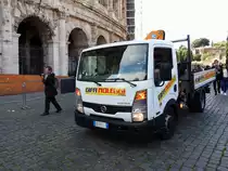 NISSAN-CABSTAR, im Bereich Kollosseum in Rom; 151022