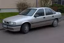 Opel Vectra A Facelift in der GLS-Ausstattung ca. Baujahr 1993. Aus einer Zeit wo Stufenheck noch modern war. Nordhausen. 30.12.2015