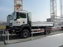 MAN TGS 18.440 auf einer Baumaschinenmesse in Bern am 18.03.2009