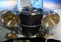 ALVIS, Frontansicht eines Oldtimer-PKW von 1935, die englische Firma bestand von 1920-67, Jan.2016