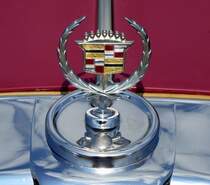 GM Chervett-Unikat, Khlerfigur an einem Oldtimer-PKW von 1971, Jan.2016