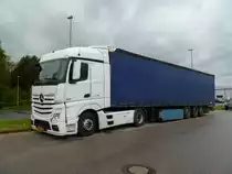 Mercedes-Benz Actros 1845 abgestellt bei Konz-Könen, 26.08.2012