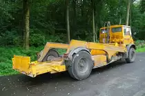 Alter Unimog mit hydraulischer Absenkvorrichtung in Velen, 13.9.15